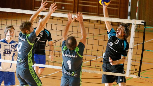 Volleyball A-Klasse 2 Ost Herren;TG Geislingen - TG Reichenbach;
Friedrich Mutschler #8 (TG Geislingen)
26.11.2017; Daniel-Straub-Realschulhalle; Geislingen.
Foto: Thomas Madel